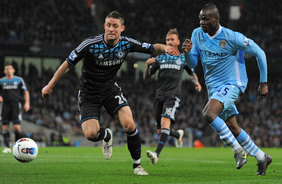 加兰27+8克林根两双莫布利21+12骑士轻取开拓者.